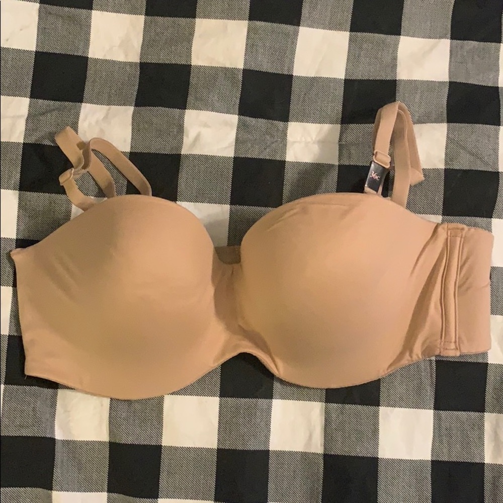 NWT Body By Victoria Bra